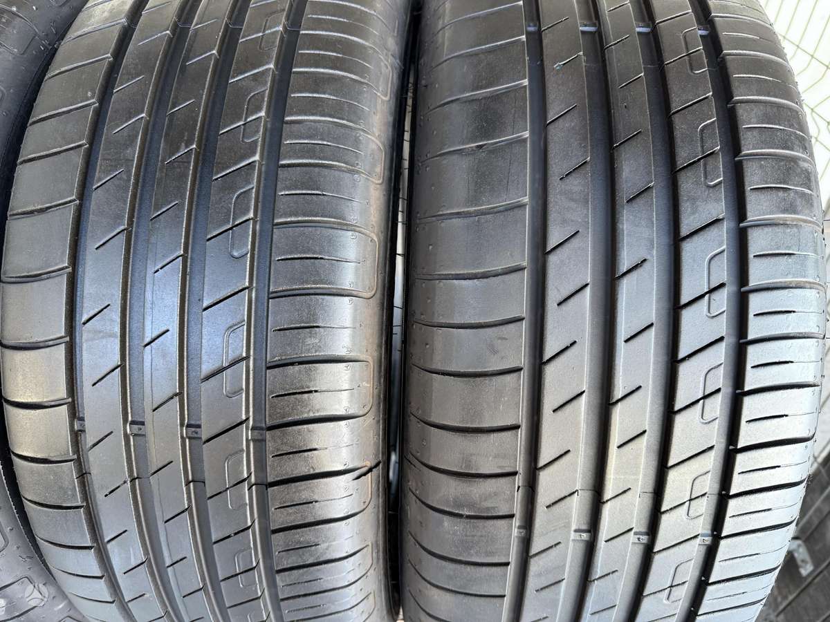Goodyear Efficient grip performance*, summer 225/55 R17