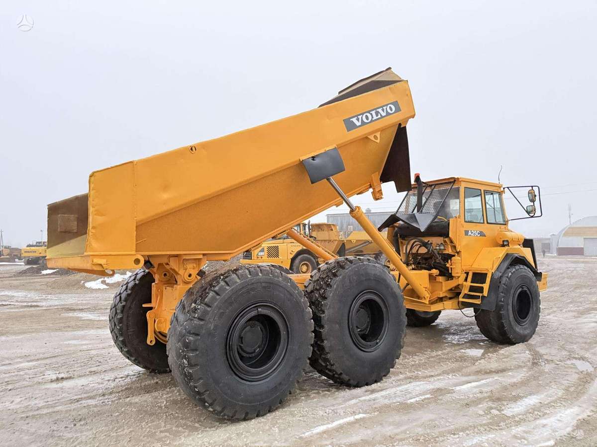 Volvo A25C, самосвалы