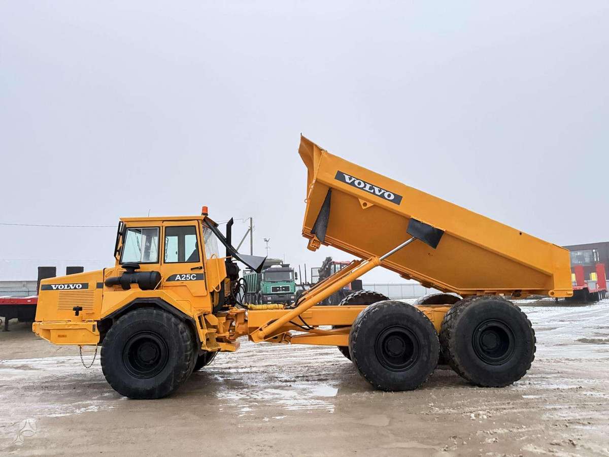 Volvo A25C, самосвалы