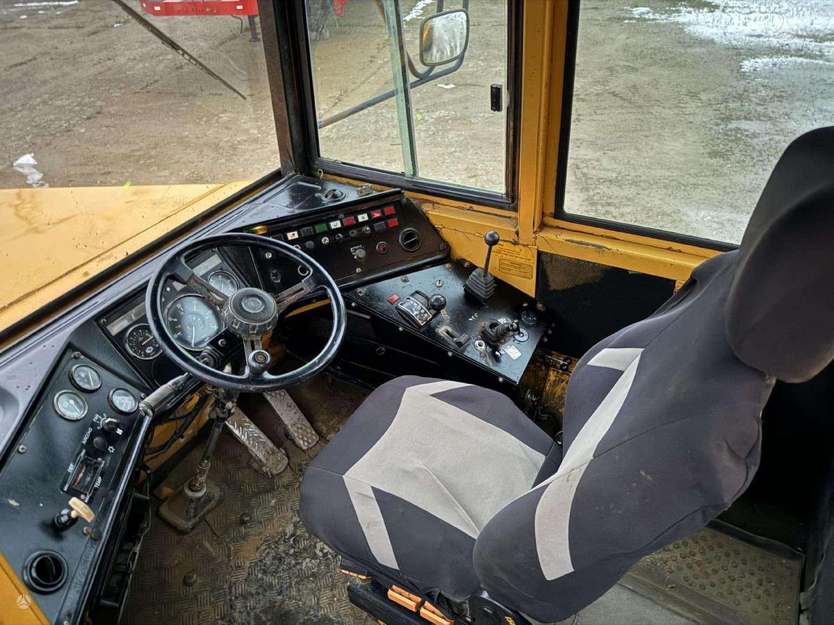 Volvo A25C, самосвалы