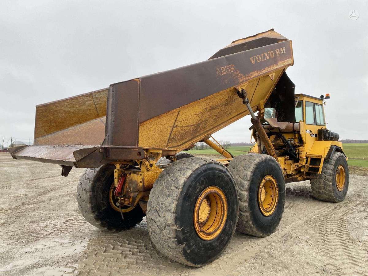 Volvo A25C, самосвалы