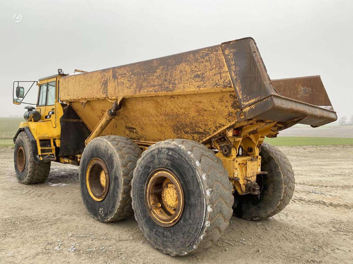 Volvo A25C, самосвалы