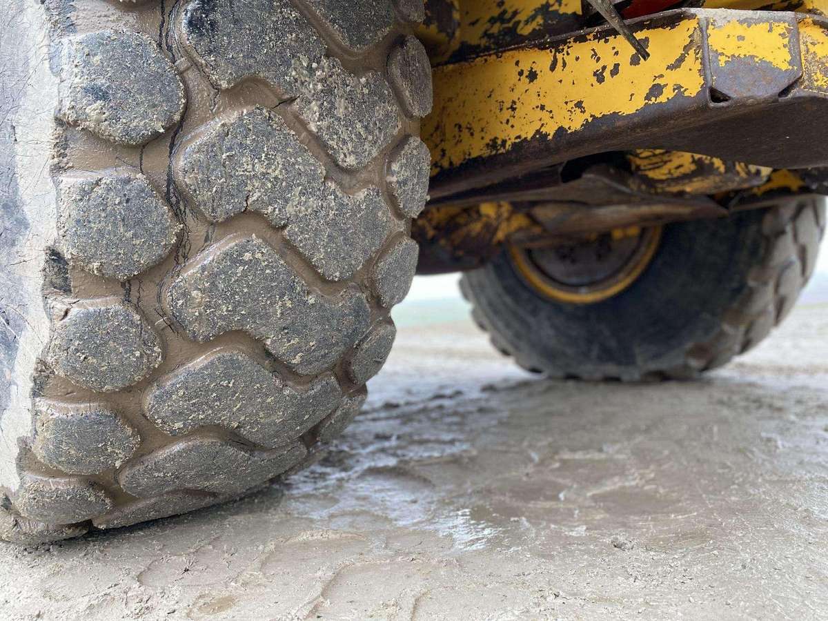Volvo A25C, самосвалы