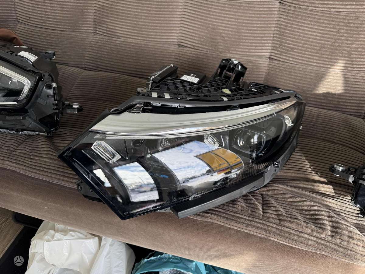 Mercedes-Benz EQS, A2979062102, lights