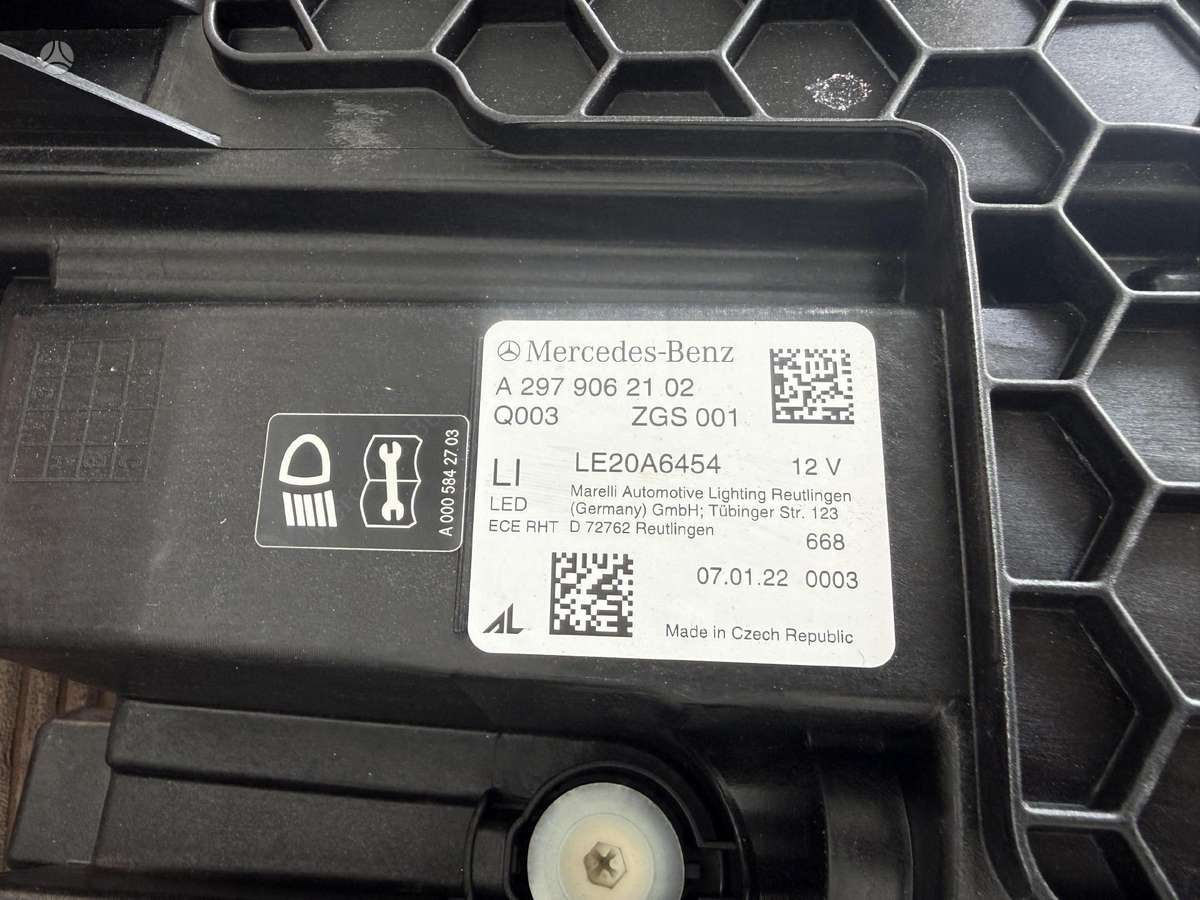 Mercedes-Benz EQS, A2979062102, lights