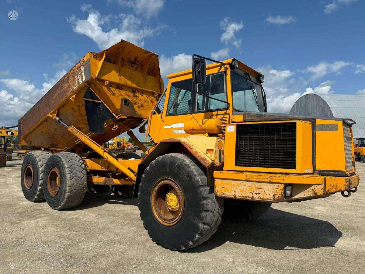 Volvo A25C, самосвалы