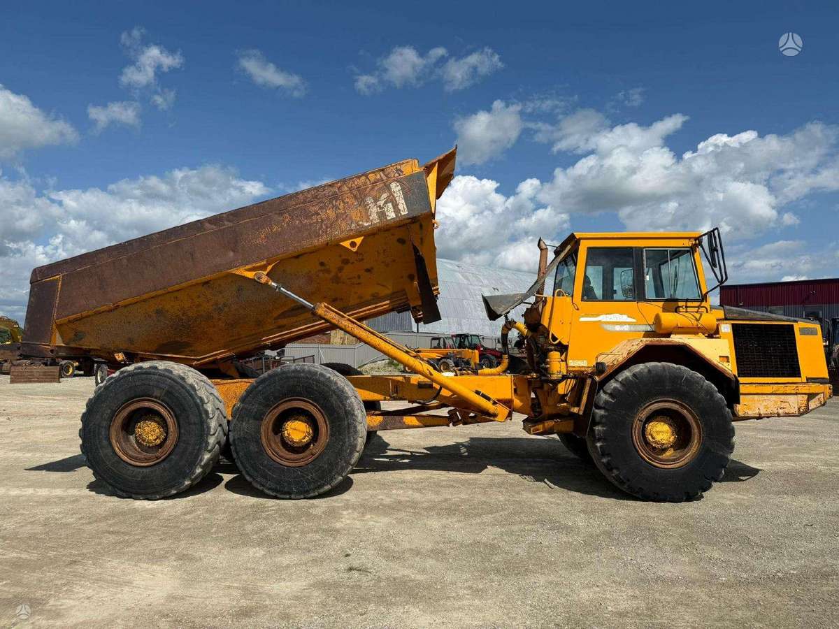 Volvo A25C, самосвалы