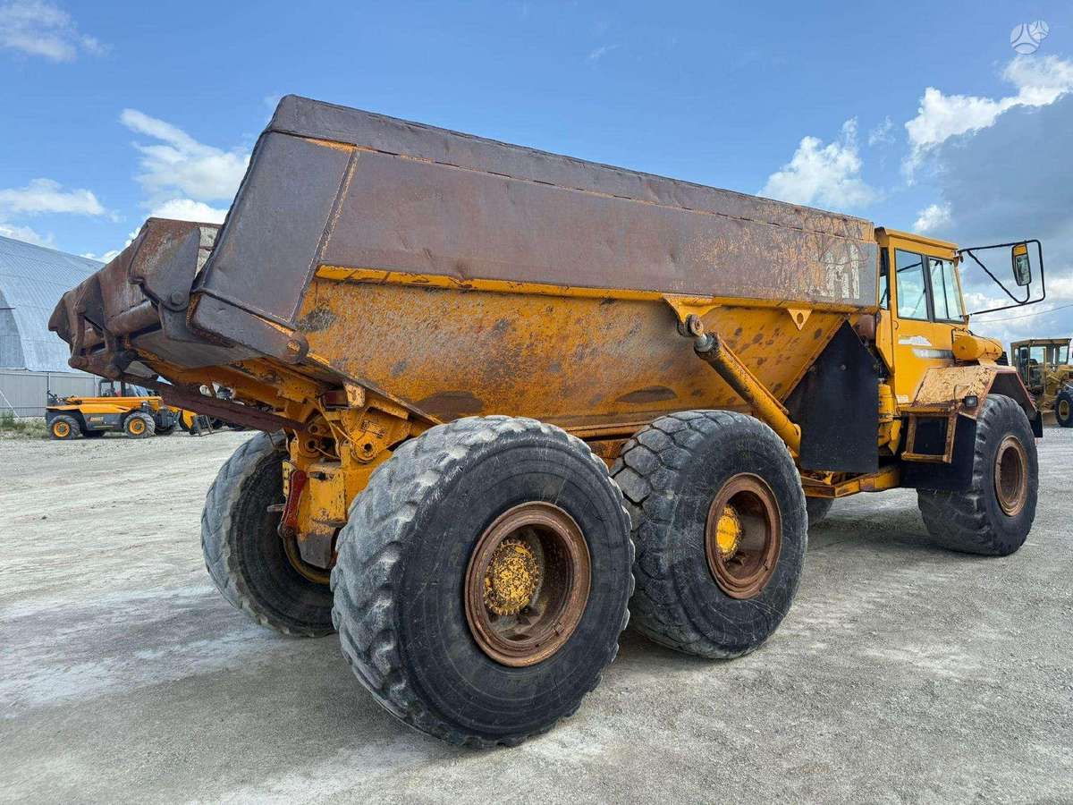 Volvo A25C, самосвалы