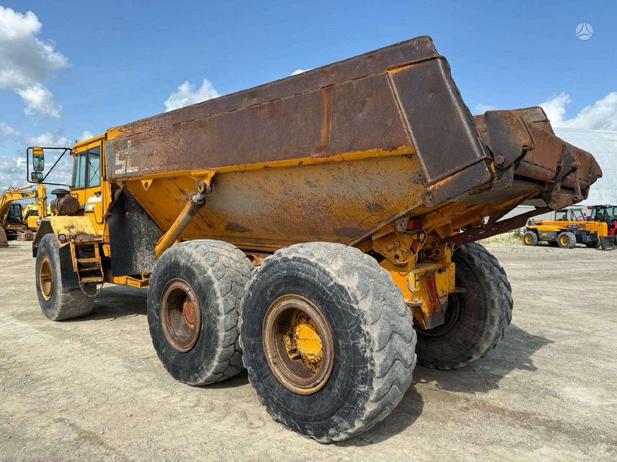 Volvo A25C, самосвалы