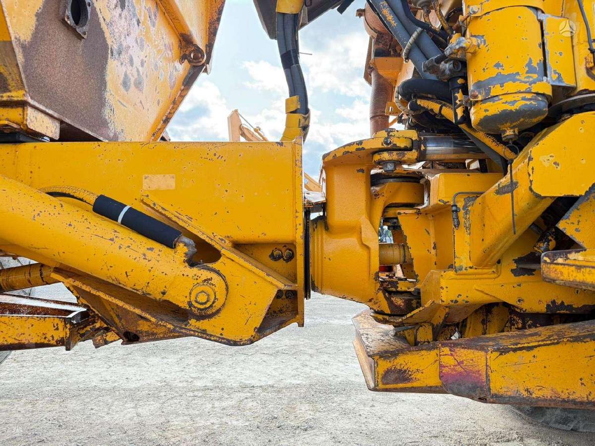 Volvo A25C, самосвалы