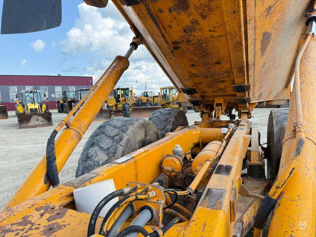 Volvo A25C, самосвалы