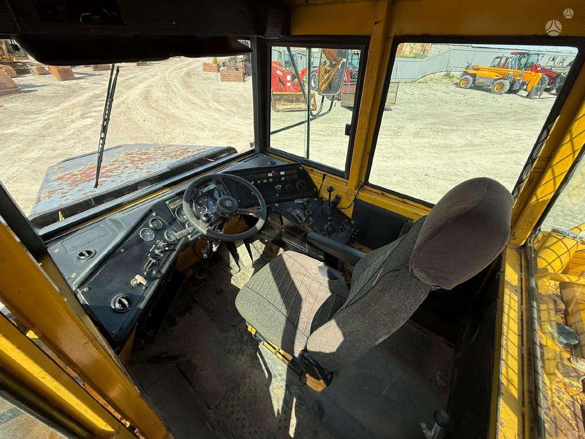 Volvo A25C, самосвалы