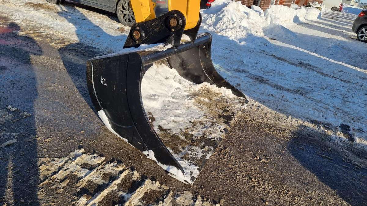 JCB 220X LONG, ekskavatoriai
