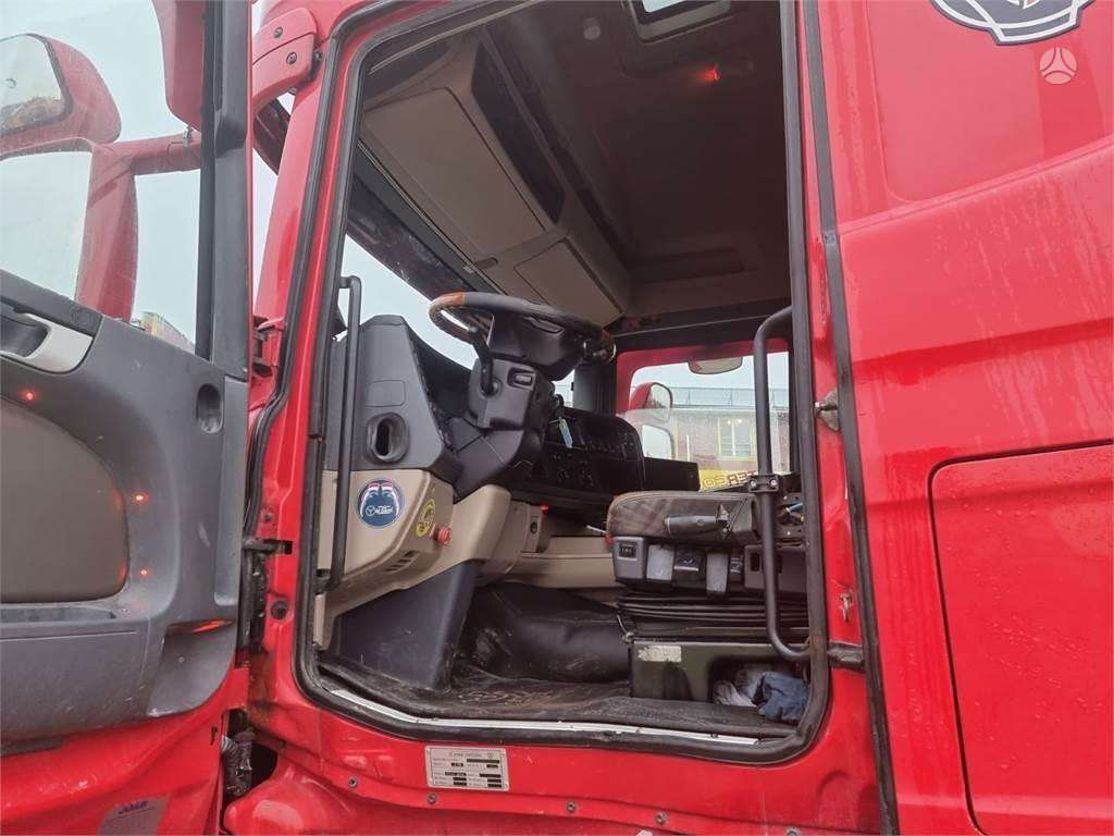 Scania R 620, hooklift trucks