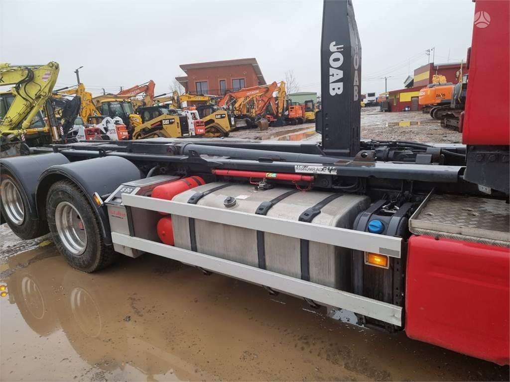 Scania R 620, hooklift trucks
