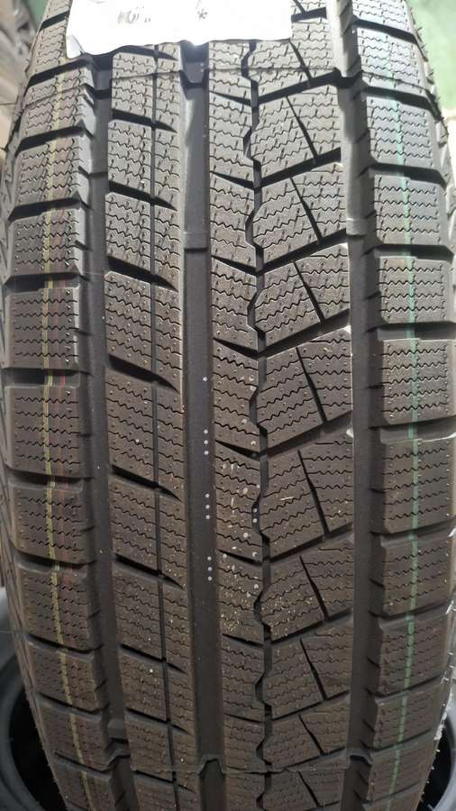 Zmax, зимние 215/70 R16