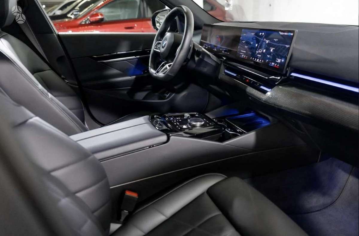BMW 520, 2.0 l., sedans