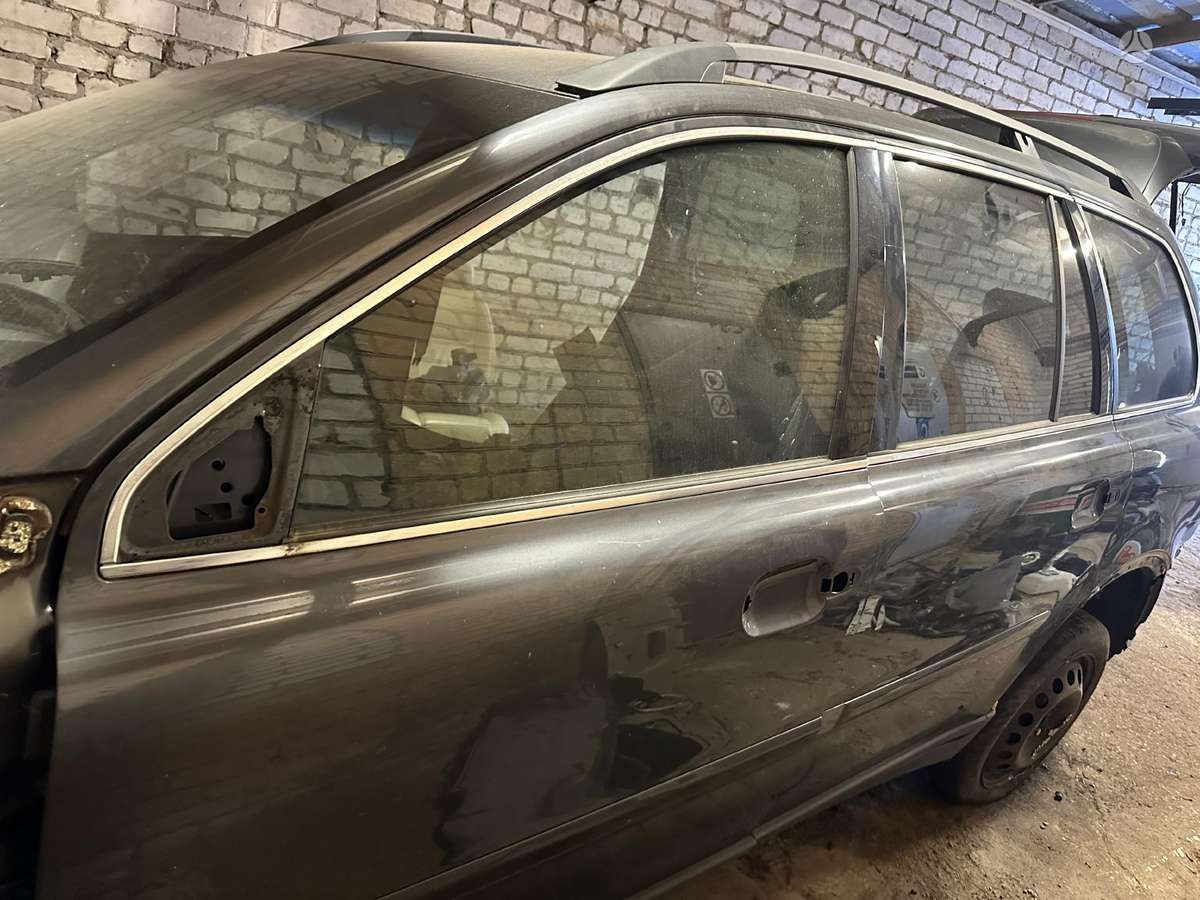 Volvo XC90 body parts