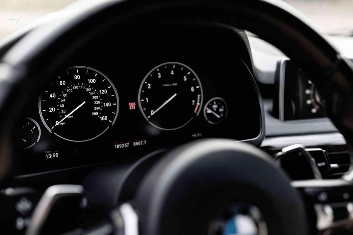 BMW X5, 3.0 l., off-road / crossover