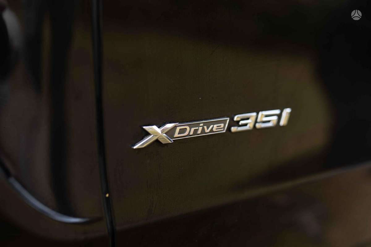 BMW X5, 3.0 l., off-road / crossover