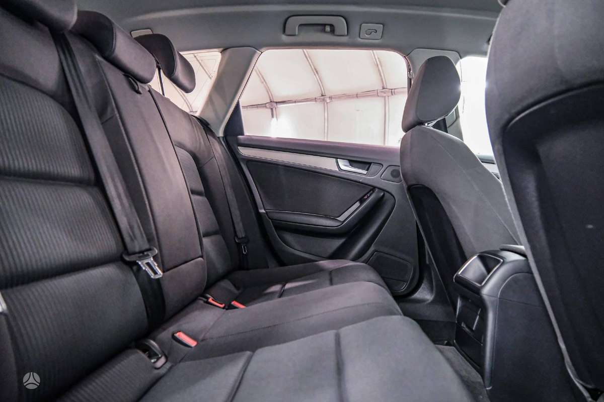 Audi A4, 2.0 l., Универсал