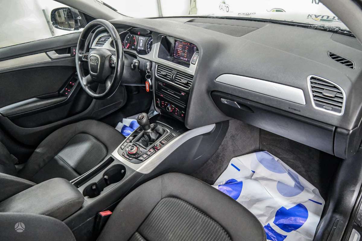 Audi A4, 2.0 l., Универсал