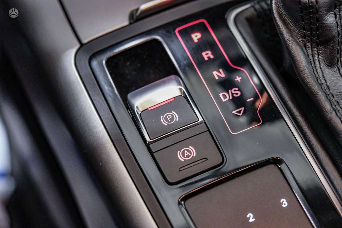 Audi A6, 2.0 l., Универсал