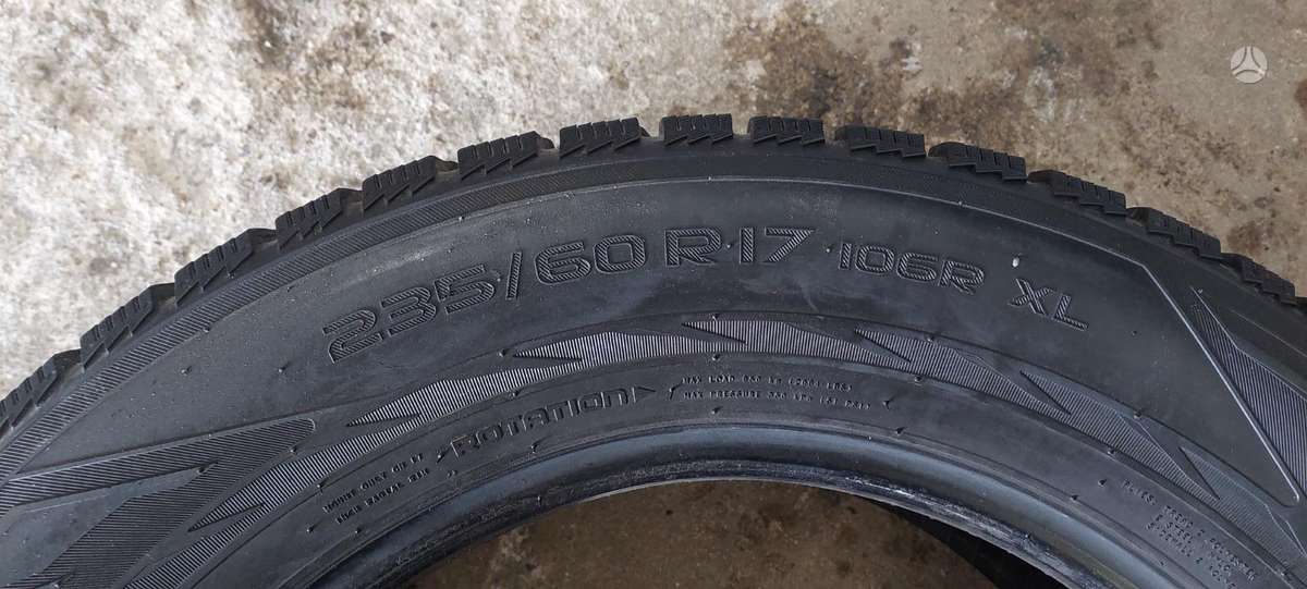 Nokian, зимние 235/60 R17