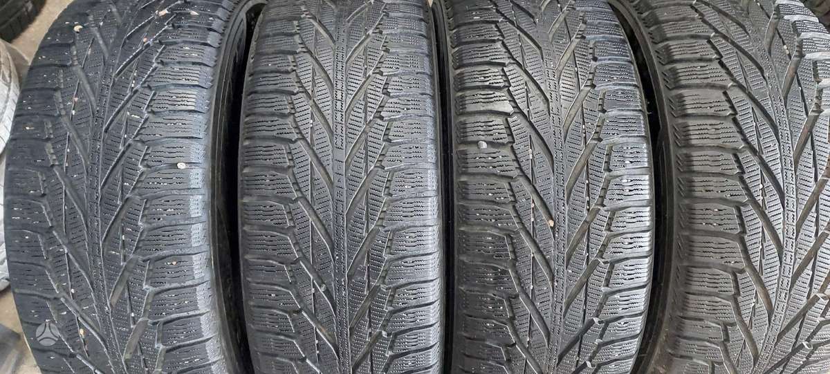 Nokian, зимние 235/60 R17