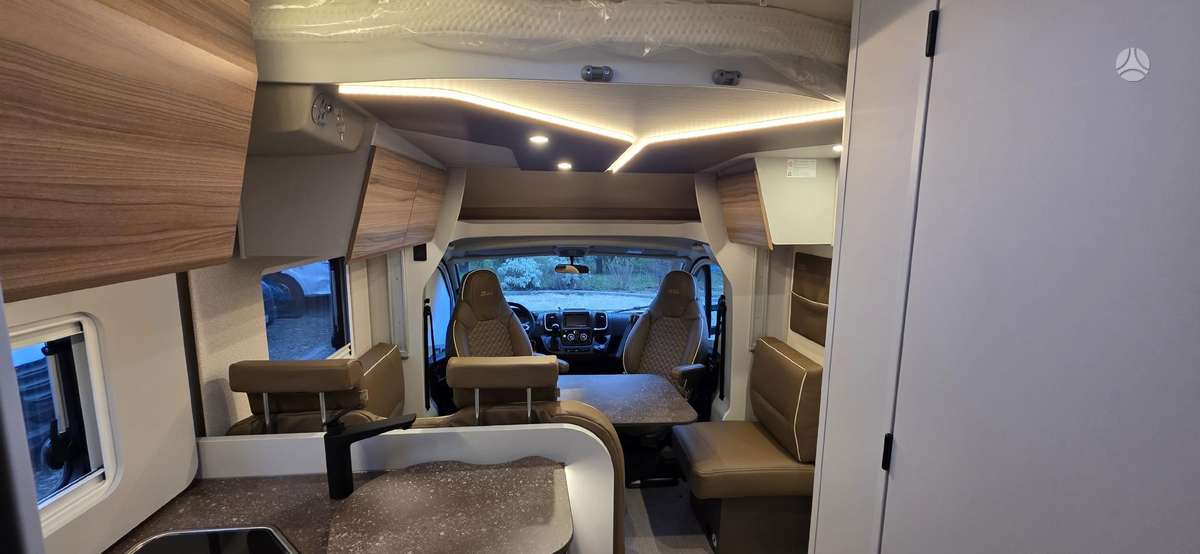Bürstner B66 690TD Automatas, campers