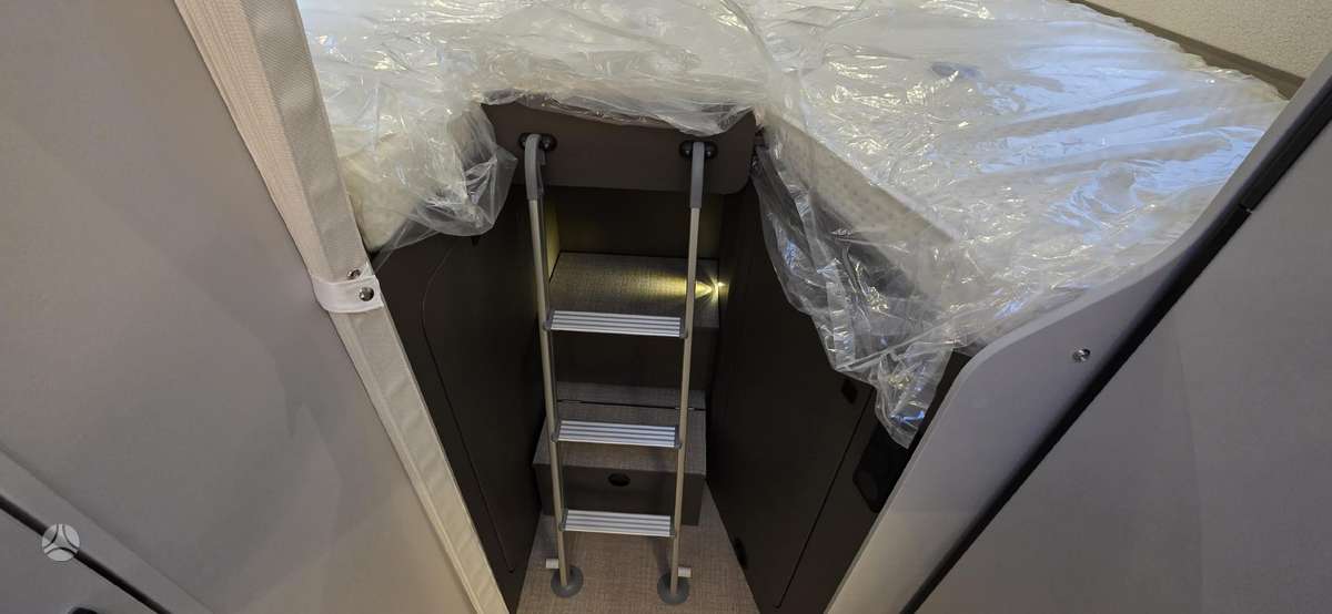 Bürstner B66 690TD Automatas, campers