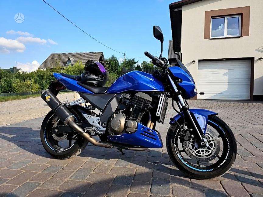 Suzuki GSR, street / classic