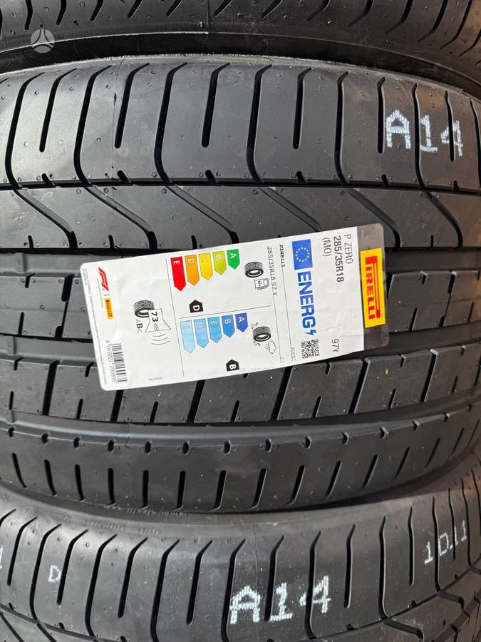 Pirelli P ZERO, vasaras 255/40 R18