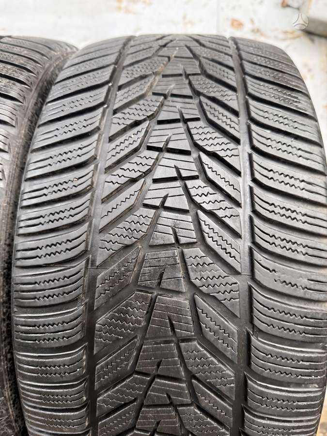 Hankook Icept Evo 3, зимние 245/35 R19