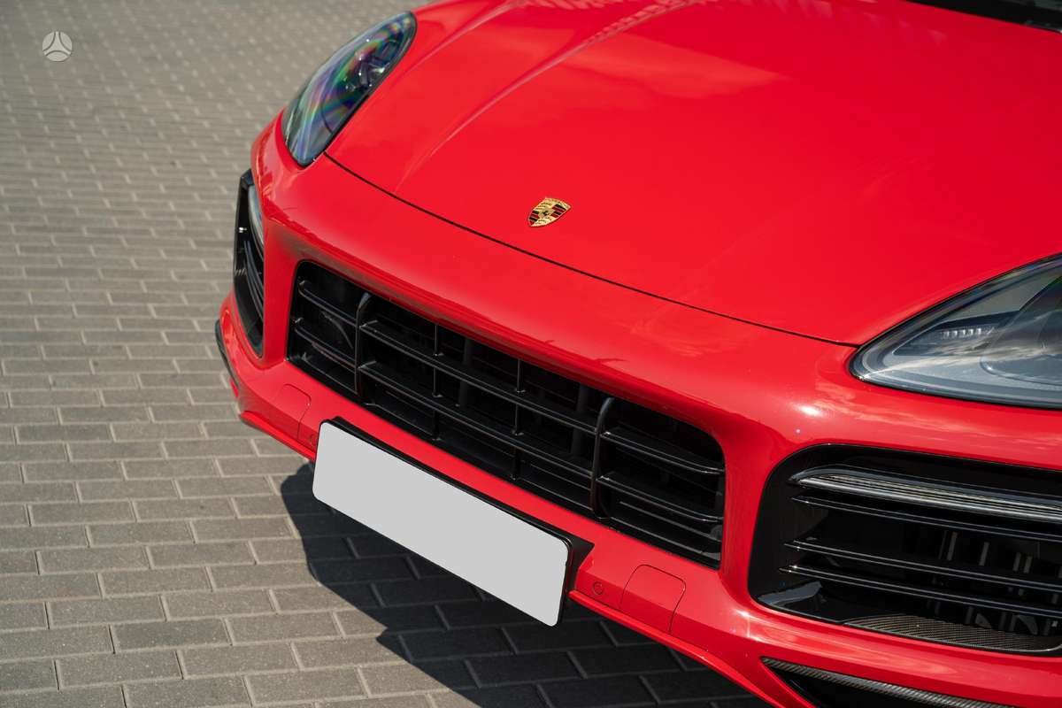 Porsche Cayenne Coupe - 7