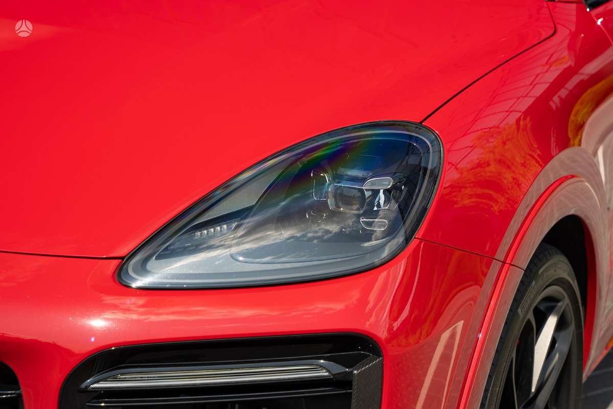 Porsche Cayenne Coupe - 8