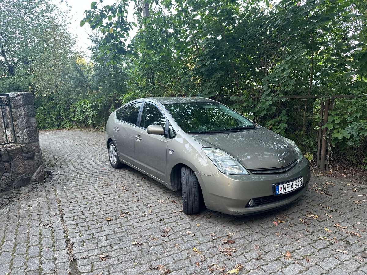 Toyota Prius, hečbeks