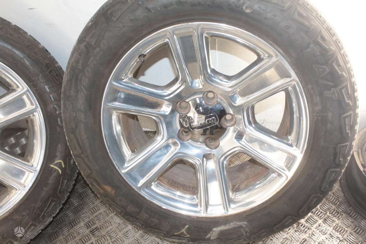 Dodge RAM1500, lengvojo lydinio, R20