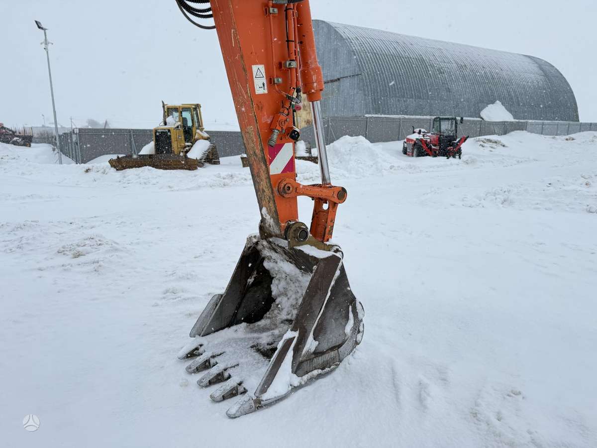 Hitachi ZX 140 W, excavator