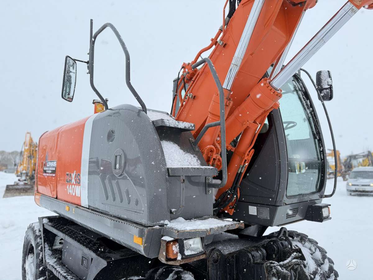 Hitachi ZX 140 W, excavator