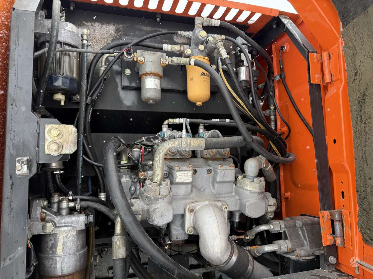 Hitachi ZX 140 W, excavator