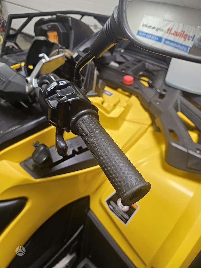 Can-Am Outlander Max, keturračiai