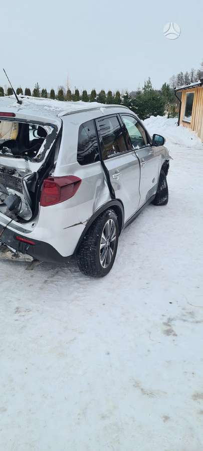 Suzuki Vitara Variklis k15c spalva zcd