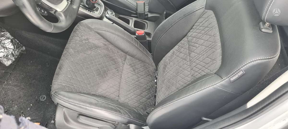 Suzuki Vitara Variklis k15c spalva zcd