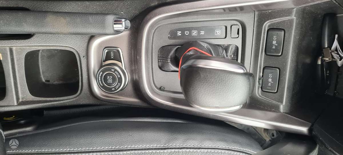 Suzuki Vitara Variklis k15c spalva zcd