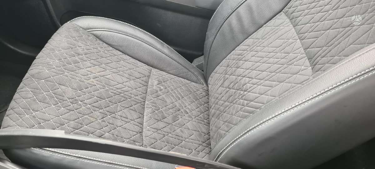 Suzuki Vitara Variklis k15c spalva zcd