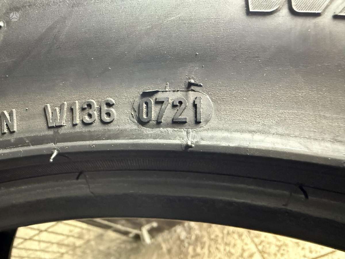 Pirelli 245/45+275/40, winter 245/45 R18
