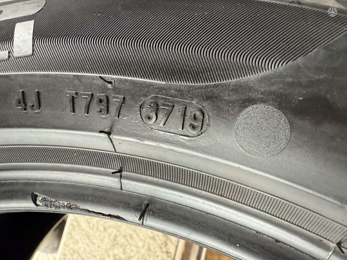Pirelli Sottozero3, winter 245/45 R18