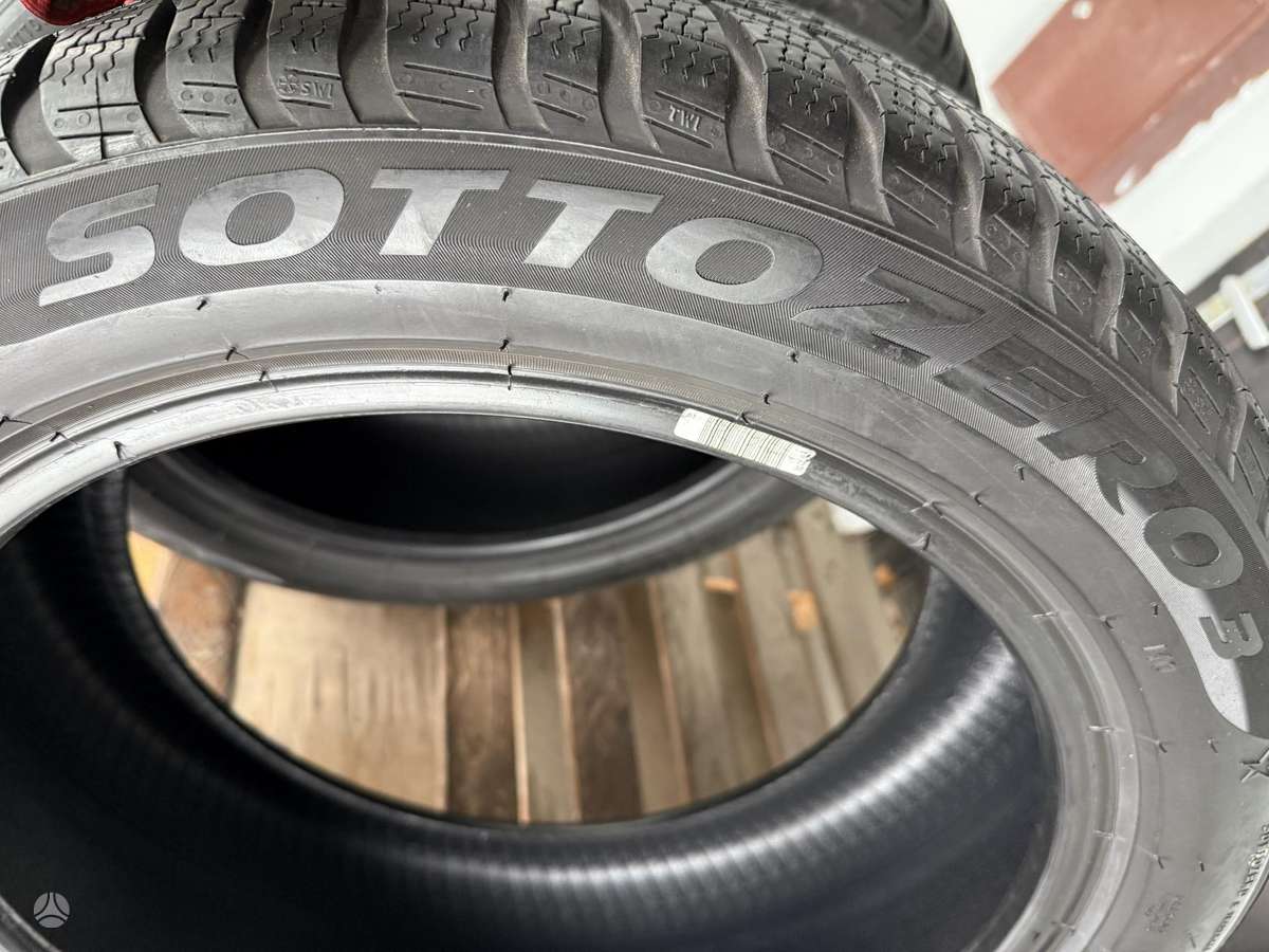 Pirelli Sottozero3, winter 245/45 R18