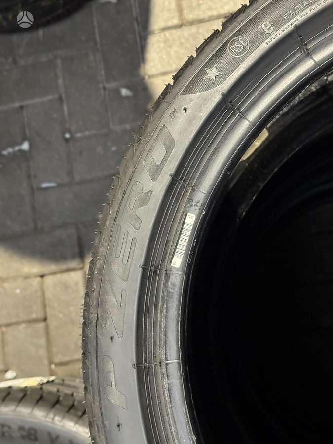 Pirelli P ZERO | 99% LIKUTIS, летние 245/35 R18